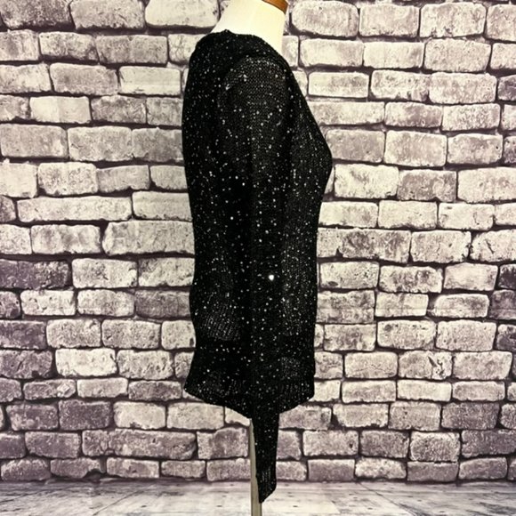 Questions Pullover V-Neck Black W/ Sequins Pullover Sweater Size M - Picture 8 of 9